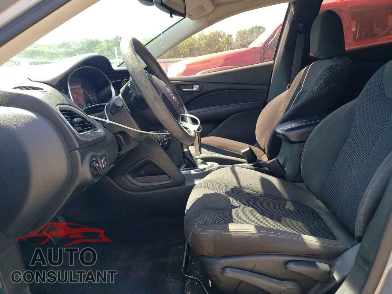DODGE DART 2015 - 1C3CDFBB5FD320021
