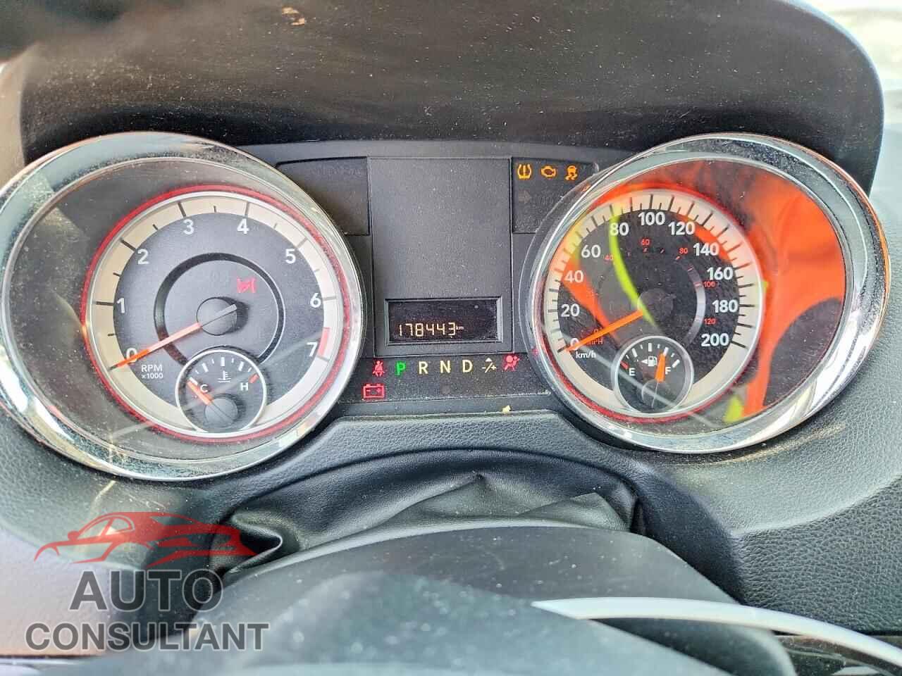 DODGE CARAVAN 2015 - 2C4RDGBGXFR723464