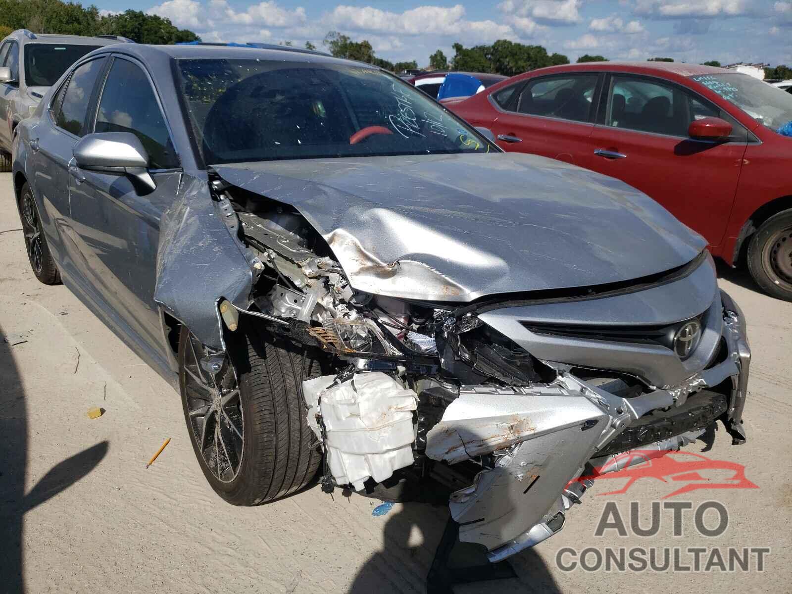 TOYOTA CAMRY 2021 - 4T1G11AK8MU514187