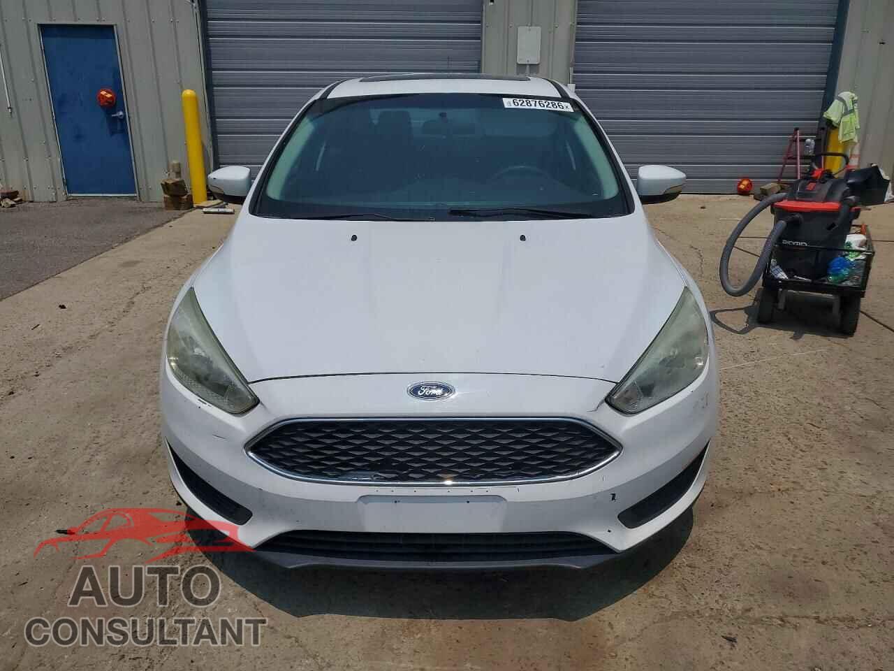 FORD FOCUS 2016 - 1FADP3F26GL327654