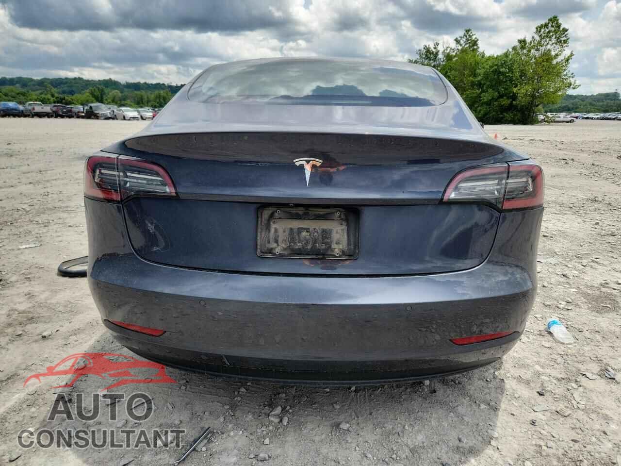 TESLA MODEL 3 2022 - 5YJ3E1EA1NF303352