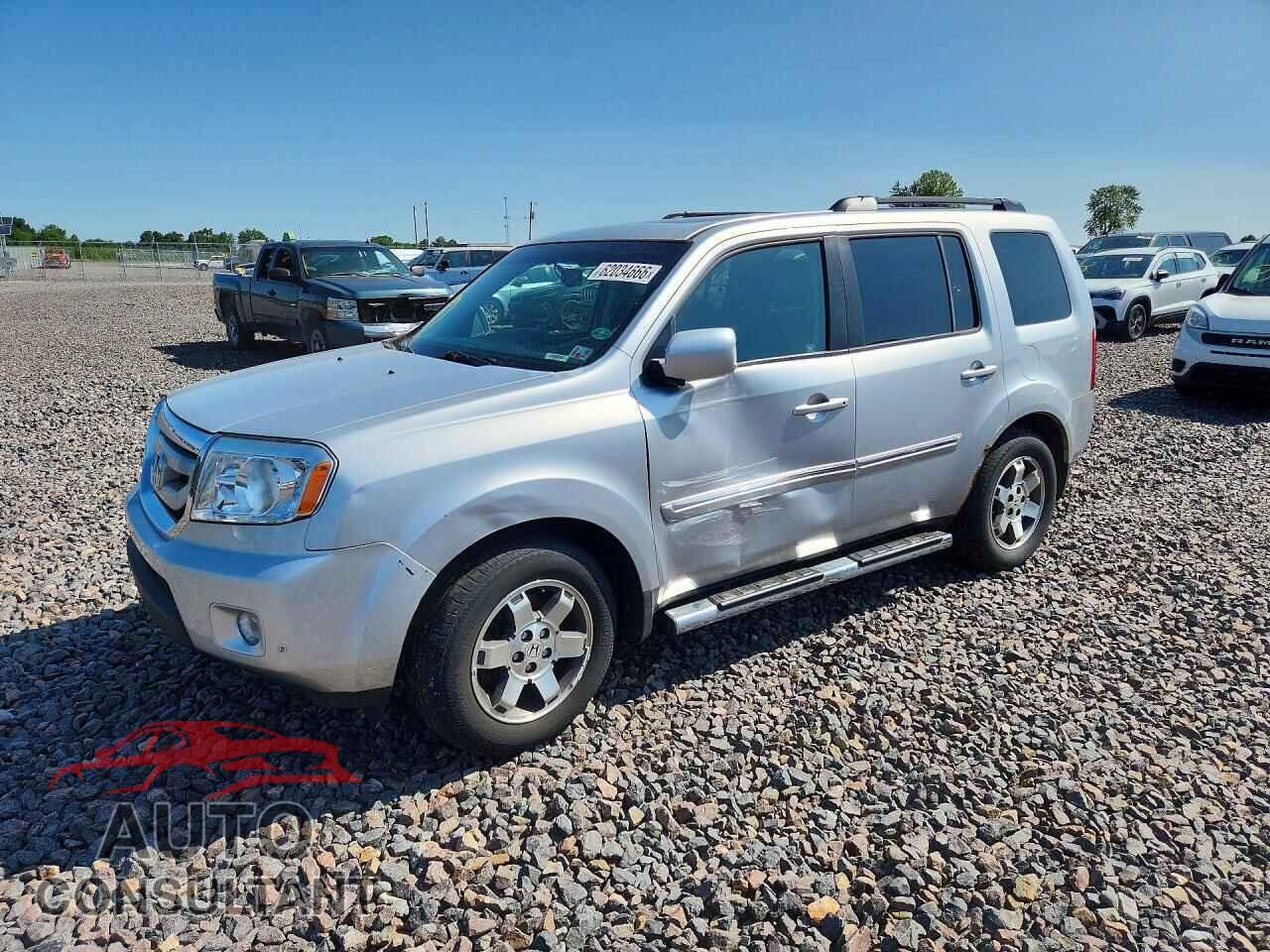 HONDA PILOT 2011 - 5FNYF4H91BB011220