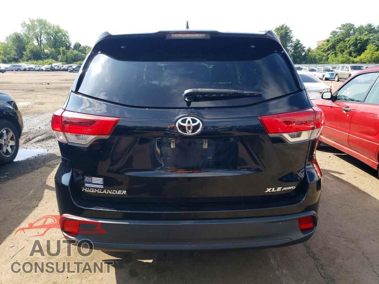 TOYOTA HIGHLANDER 2019 - 5TDJZRFH8KS588564