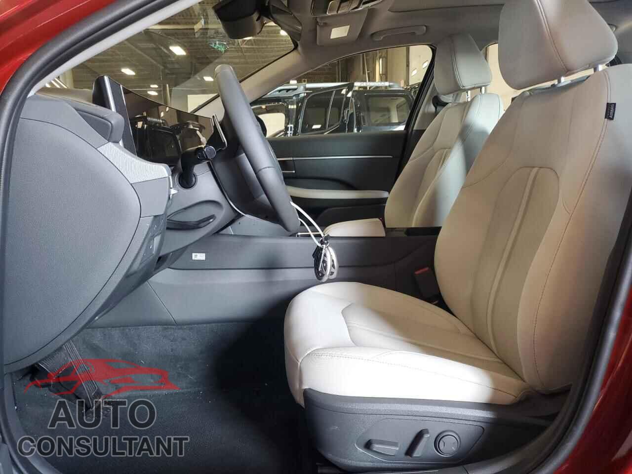 HYUNDAI SONATA 2024 - KMHL14JA2RA408043