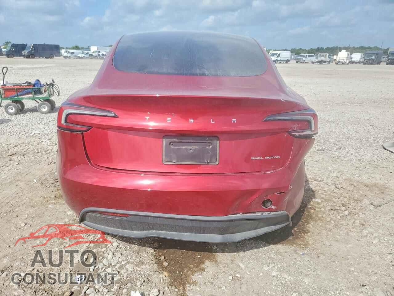TESLA MODEL 3 2024 - 5YJ3E1EB7RF797702
