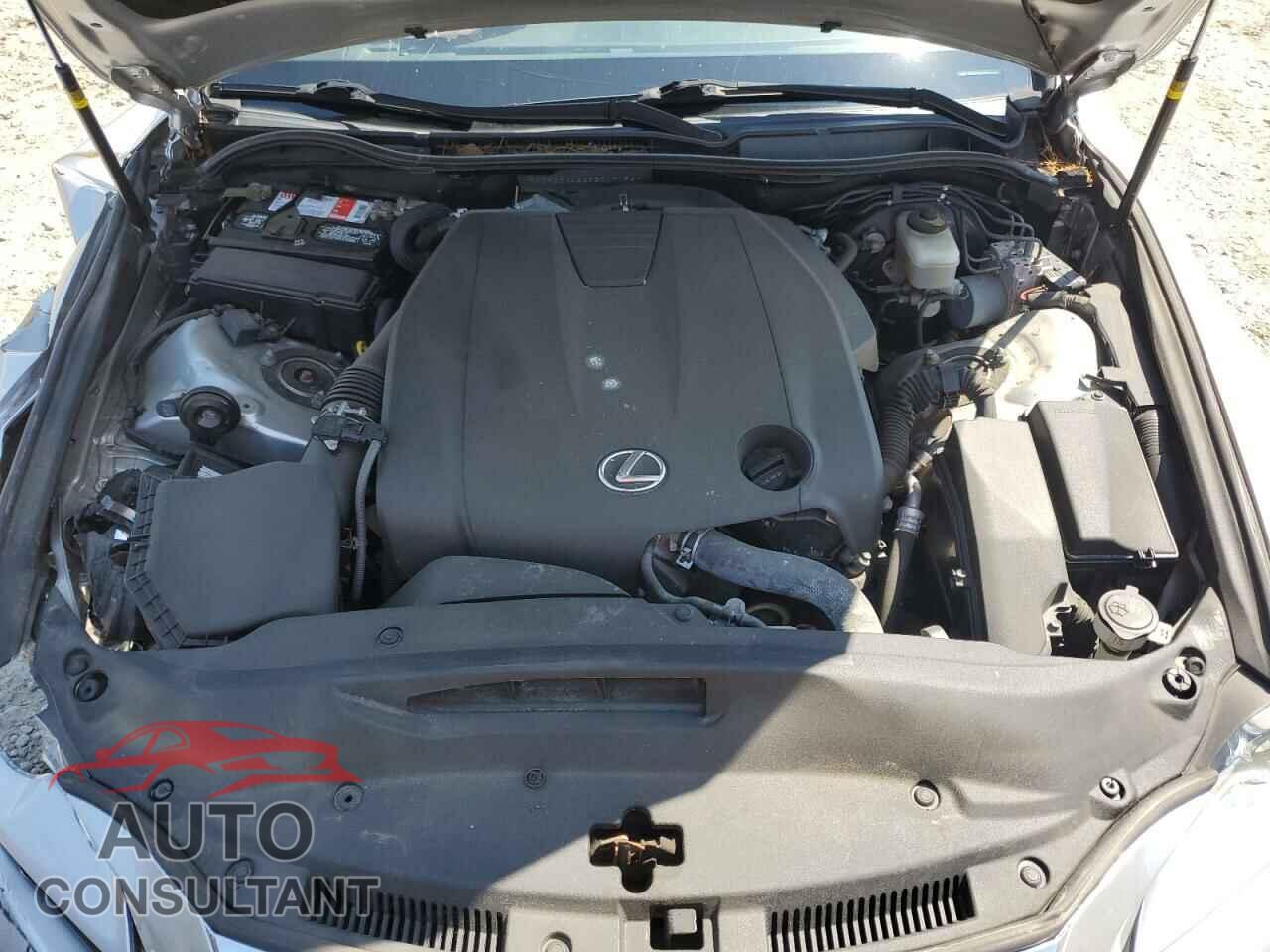 LEXUS IS 2015 - JTHCF1D26F5017196