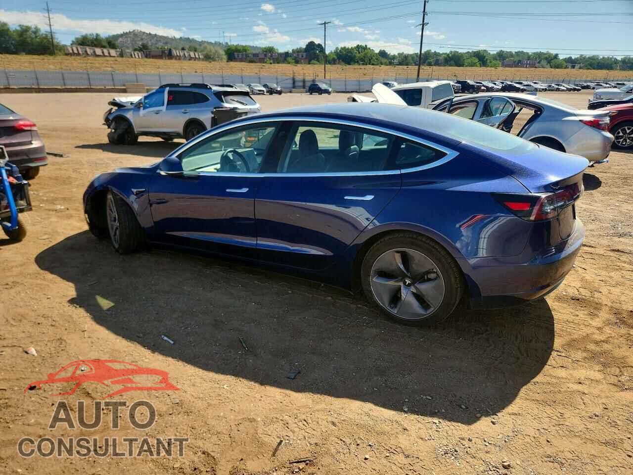TESLA MODEL 3 2019 - 5YJ3E1EB1KF199370