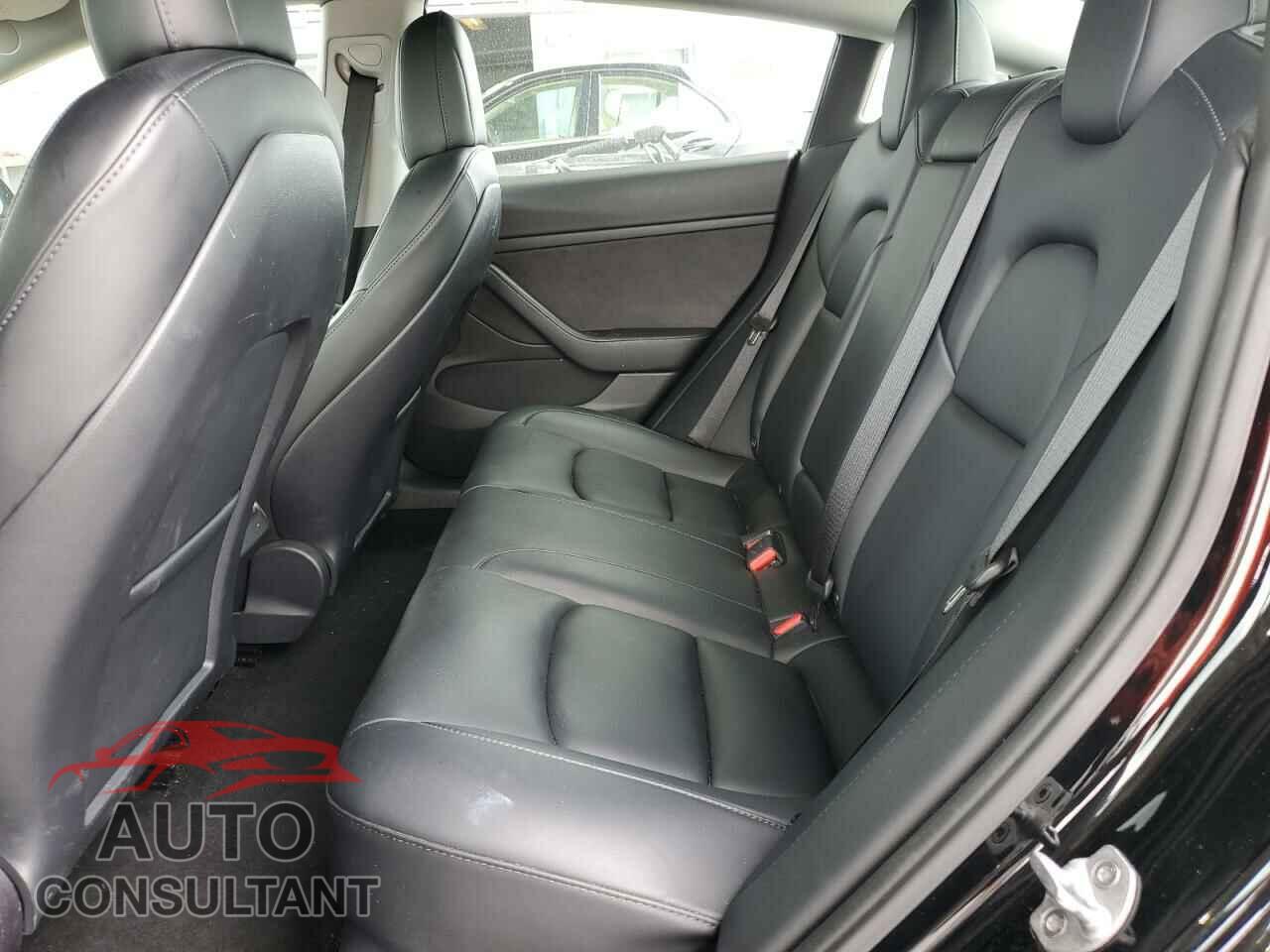 TESLA MODEL 3 2022 - 5YJ3E1EA4NF233684