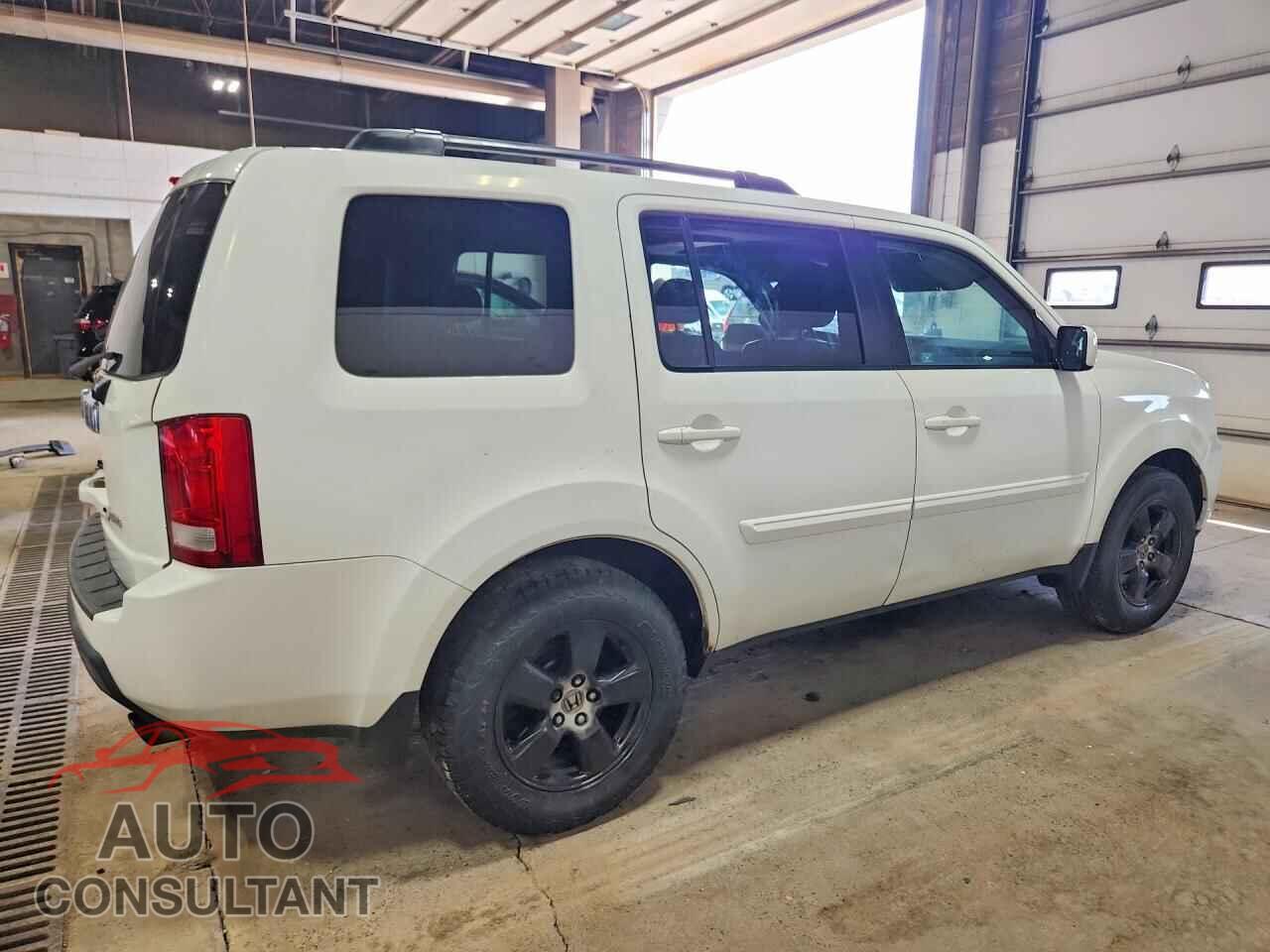 HONDA PILOT 2009 - 5FNYF48639B039357