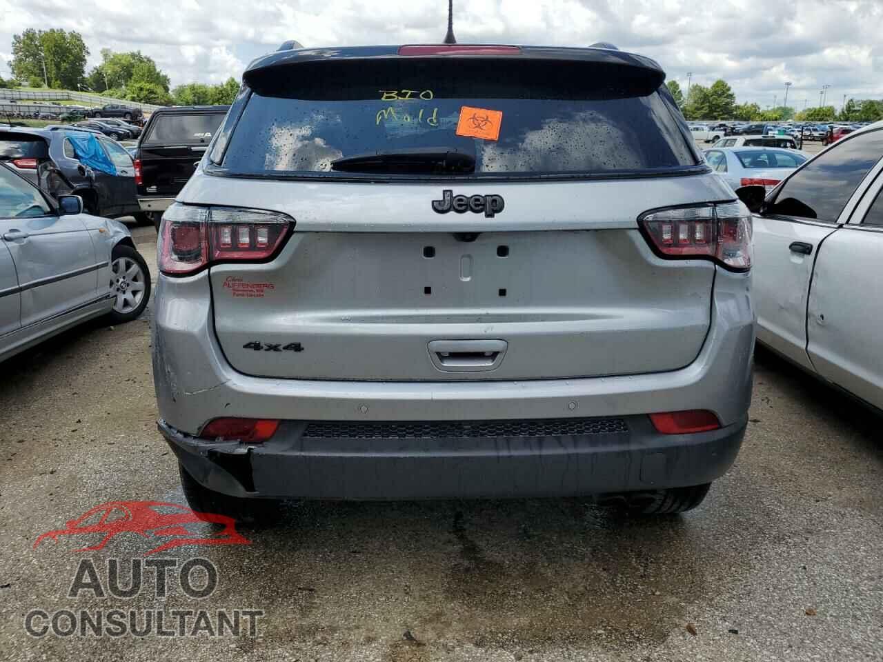 JEEP COMPASS 2019 - 3C4NJDBB1KT713181