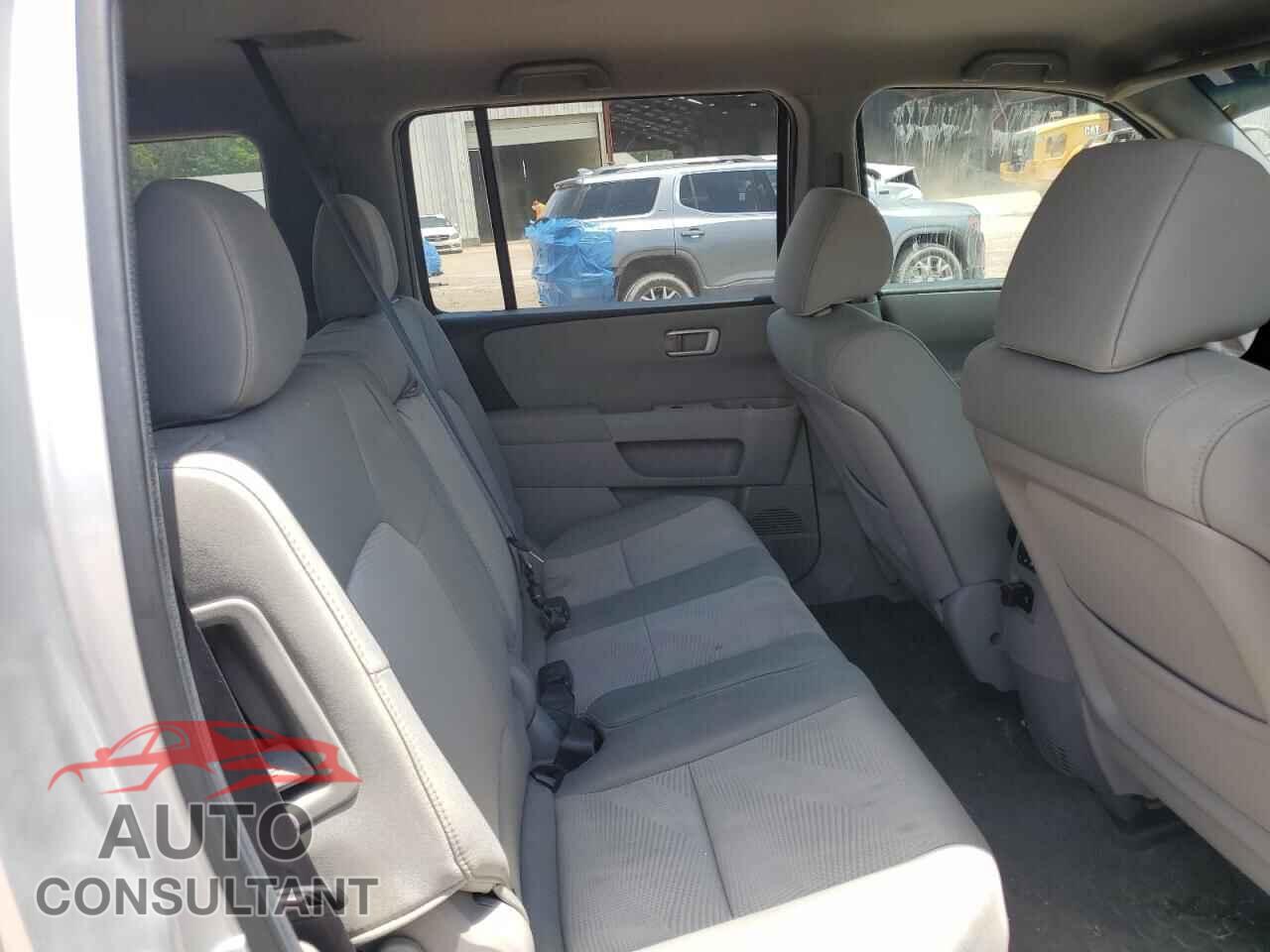 HONDA PILOT 2012 - 5FNYF3H28CB017773