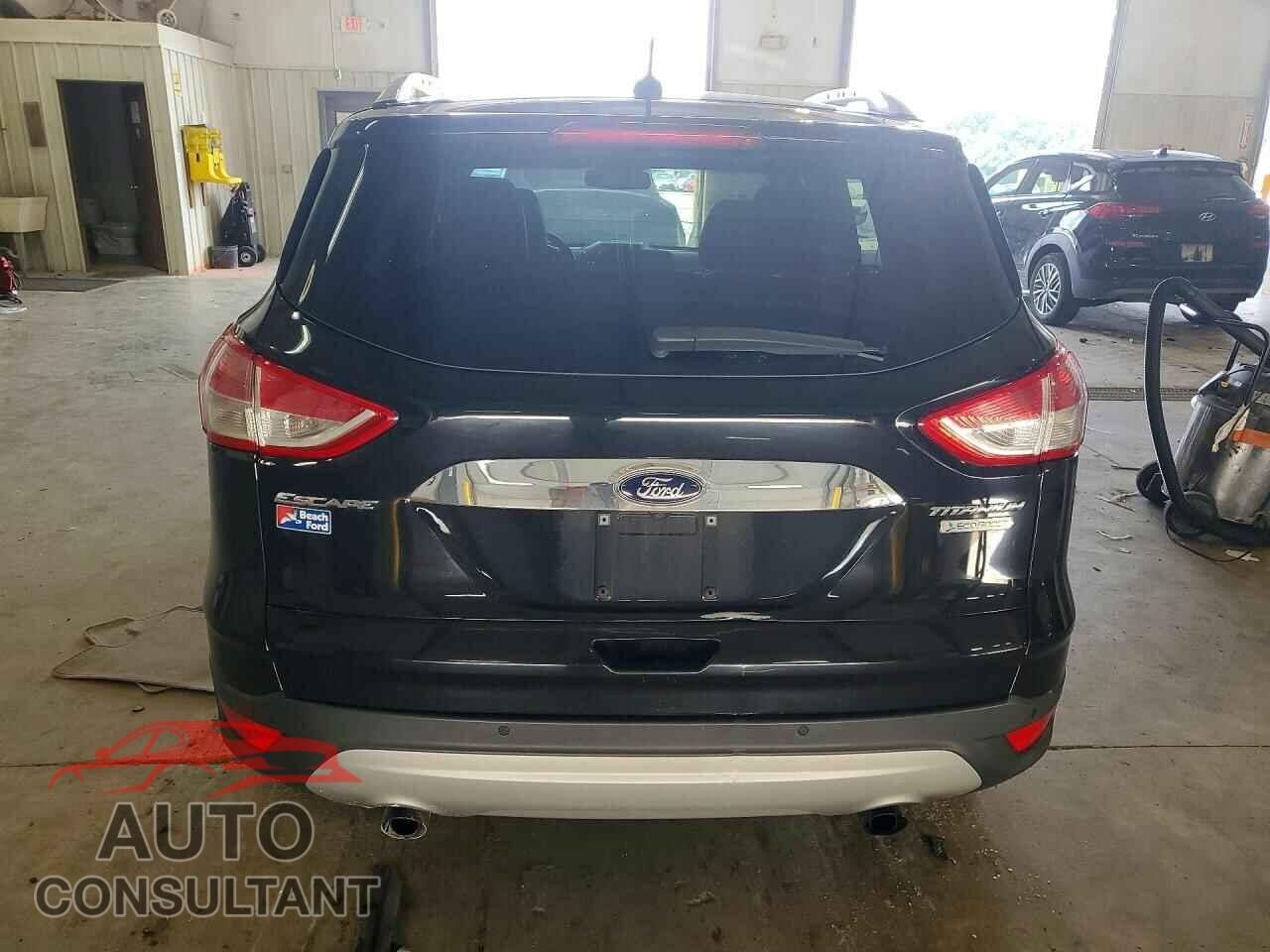 FORD ESCAPE 2016 - 1FMCU0JX5GUB20436