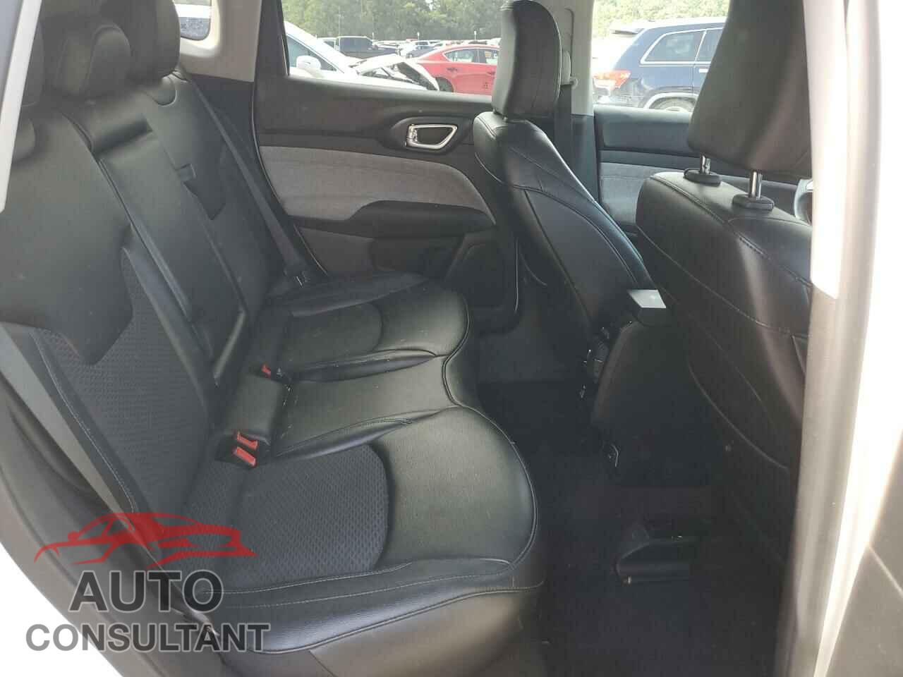 JEEP COMPASS 2022 - 3C4NJDBB5NT114885