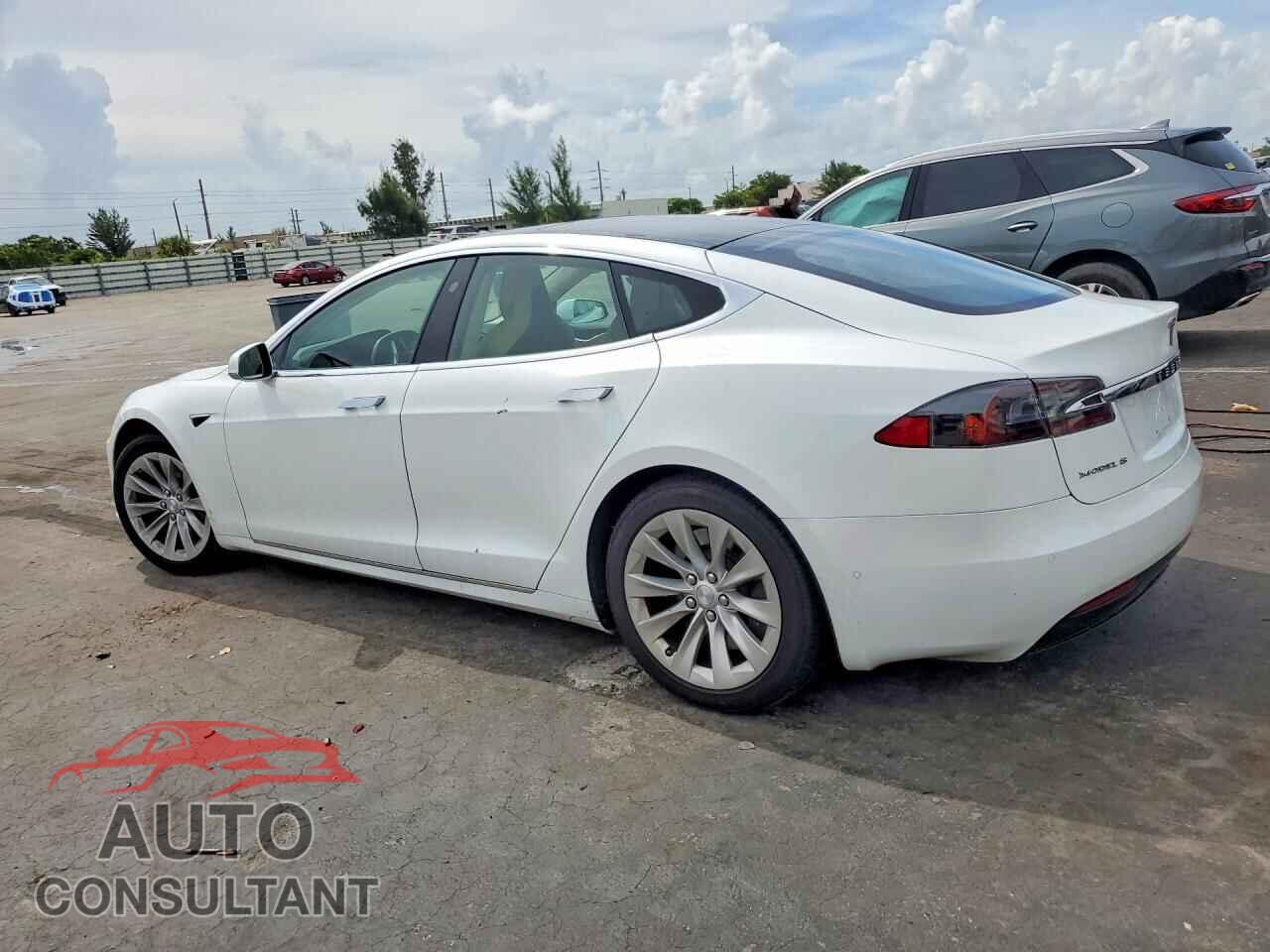 TESLA MODEL S 2017 - 5YJSA1E10HF203318