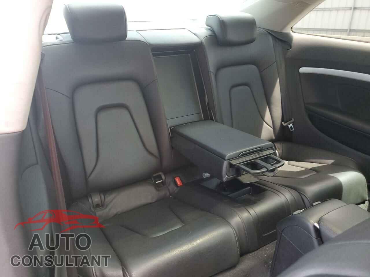 AUDI A5 2012 - WAULFAFR1CA018784