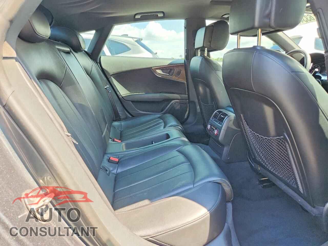 AUDI A7 2013 - WAU2GAFC7DN081175