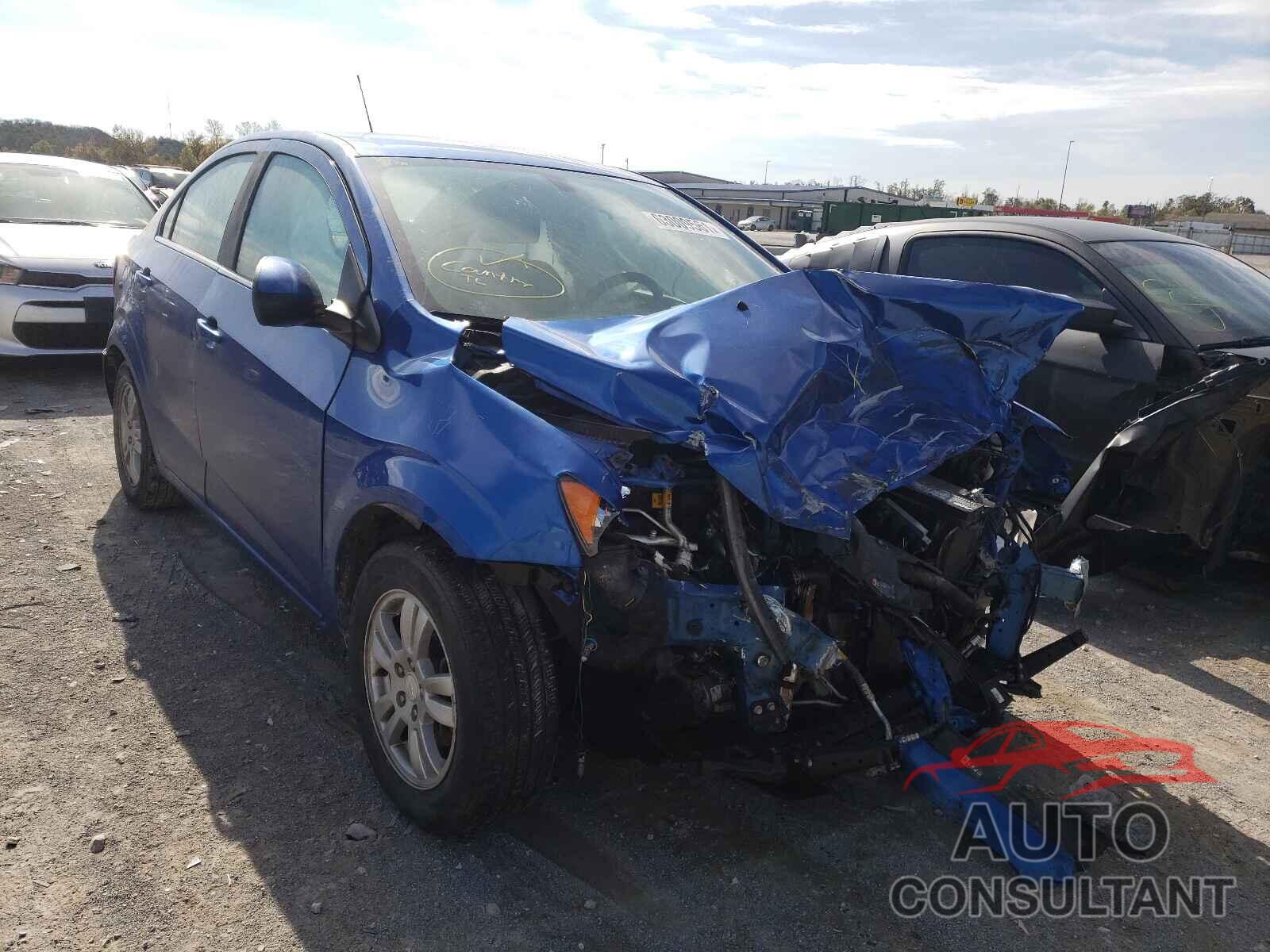 CHEVROLET SONIC 2016 - 1G1JC5SH9G4168078