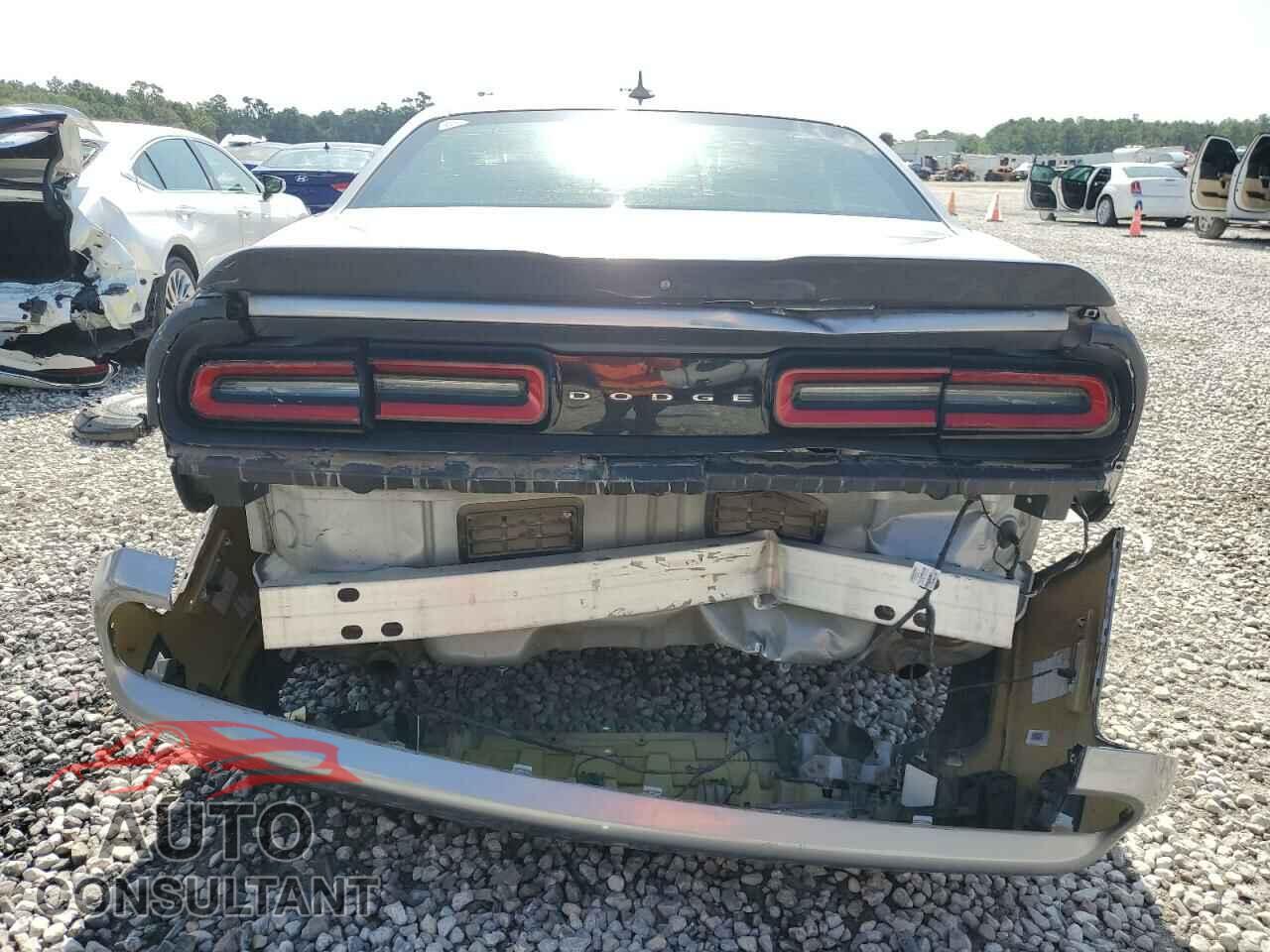 DODGE CHALLENGER 2018 - 2C3CDZAG1JH118352