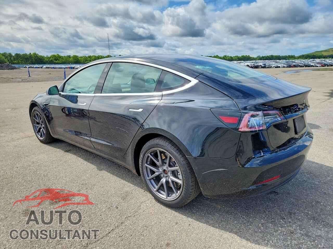 TESLA MODEL 3 2020 - 5YJ3E1EA5LF606373