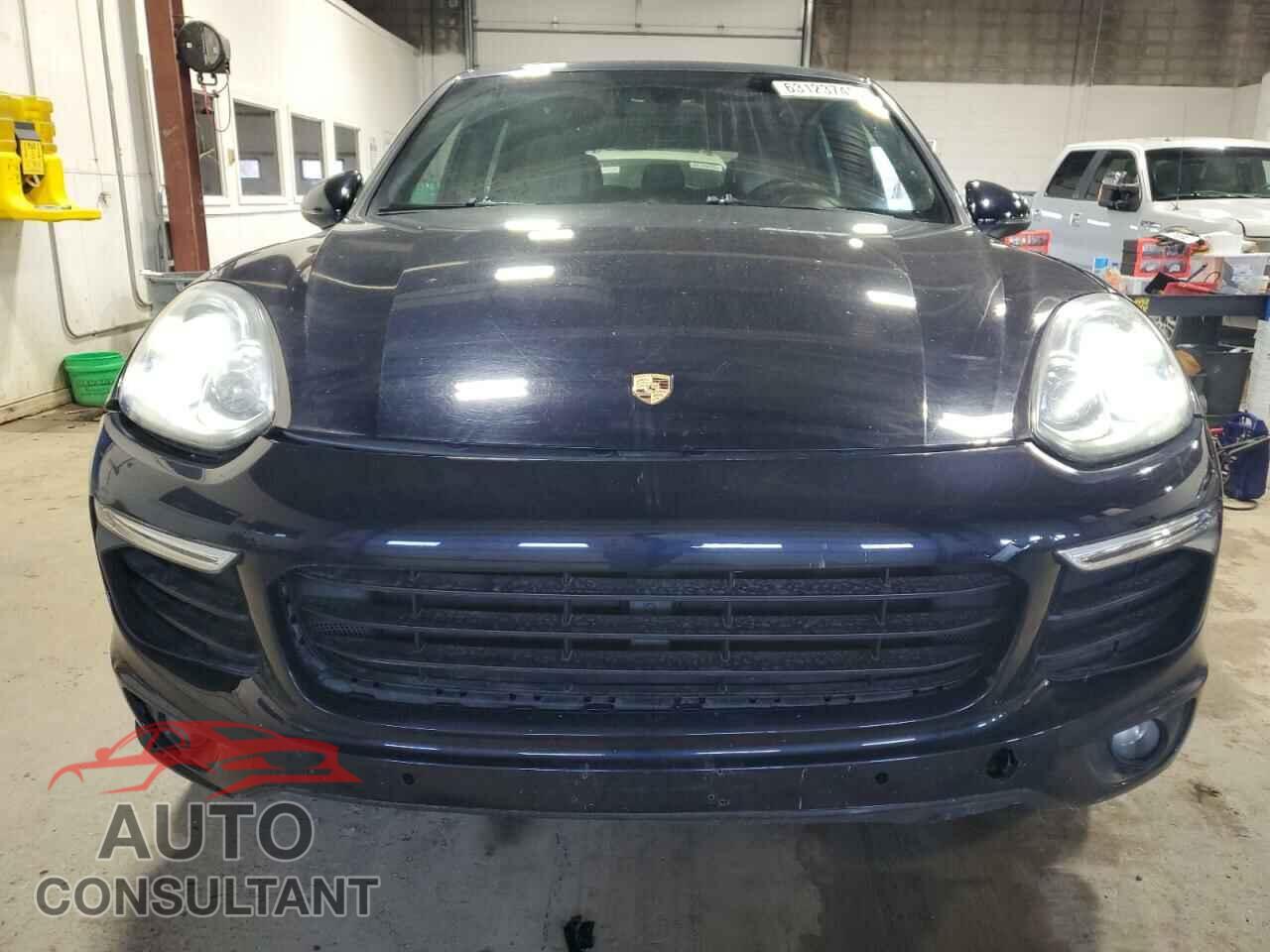 PORSCHE CAYENNE 2016 - WP1AA2A29GLA00857