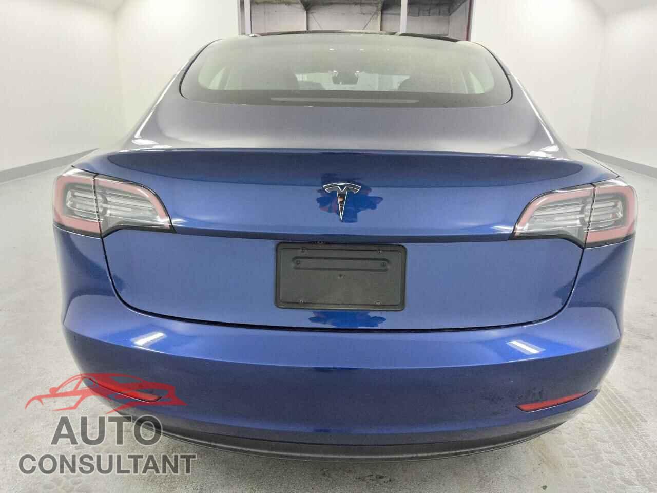 TESLA MODEL 3 2022 - 5YJ3E1EA8NF304594