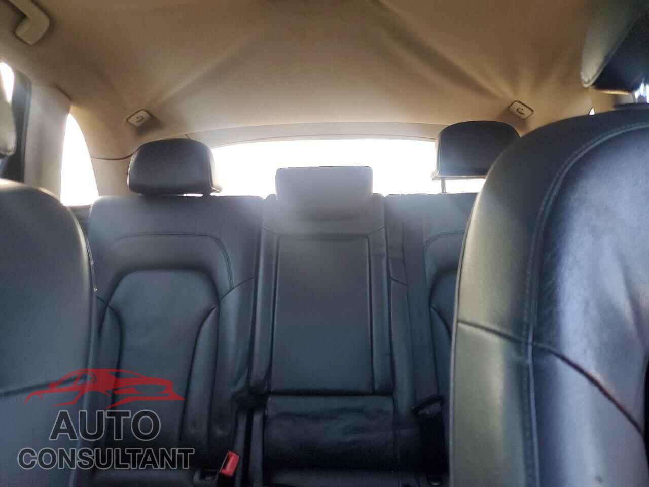 AUDI Q5 2012 - WA1CFAFP3CA008883