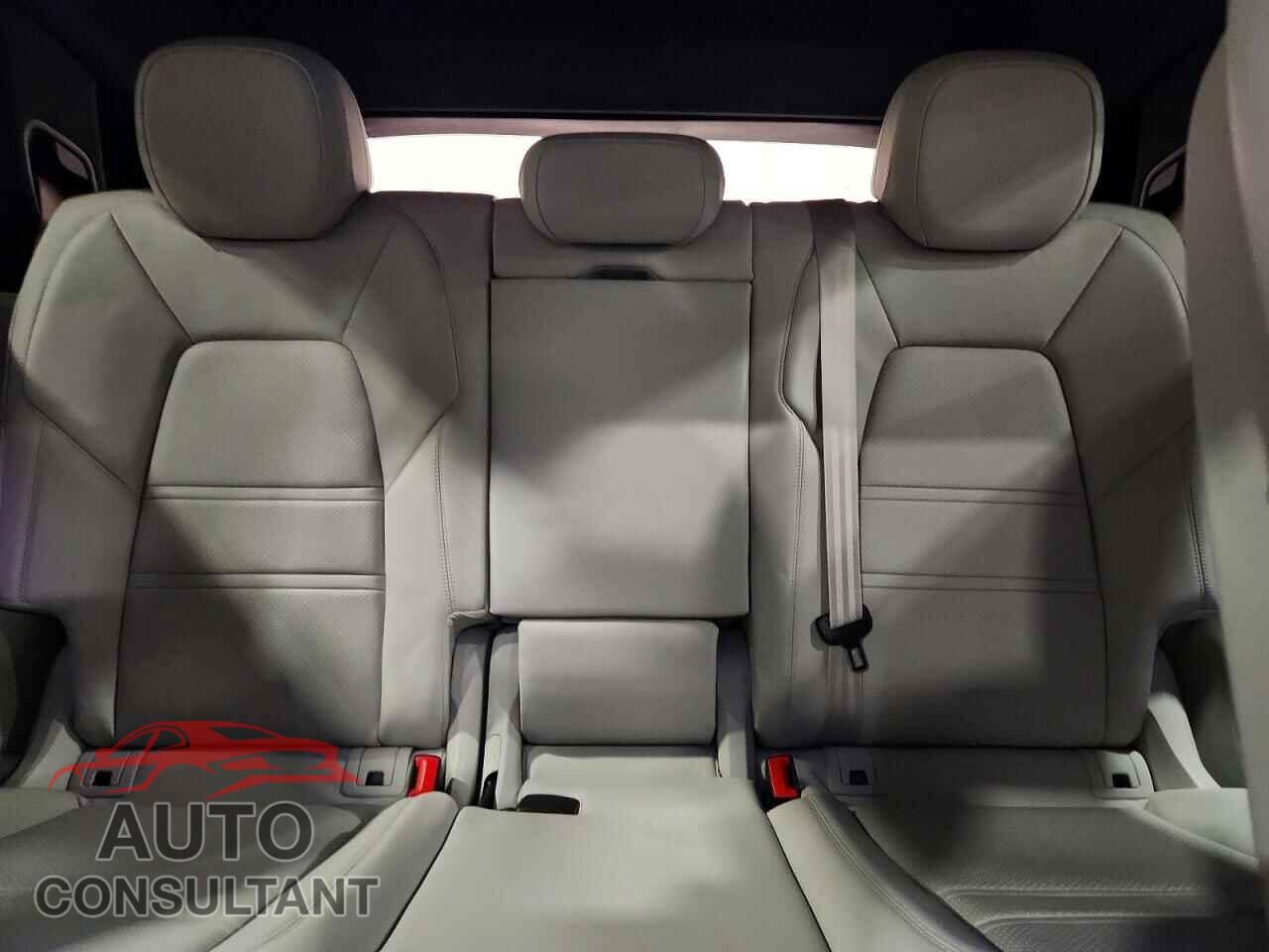PORSCHE CAYENNE 2023 - WP1BA2AY7PDA25209