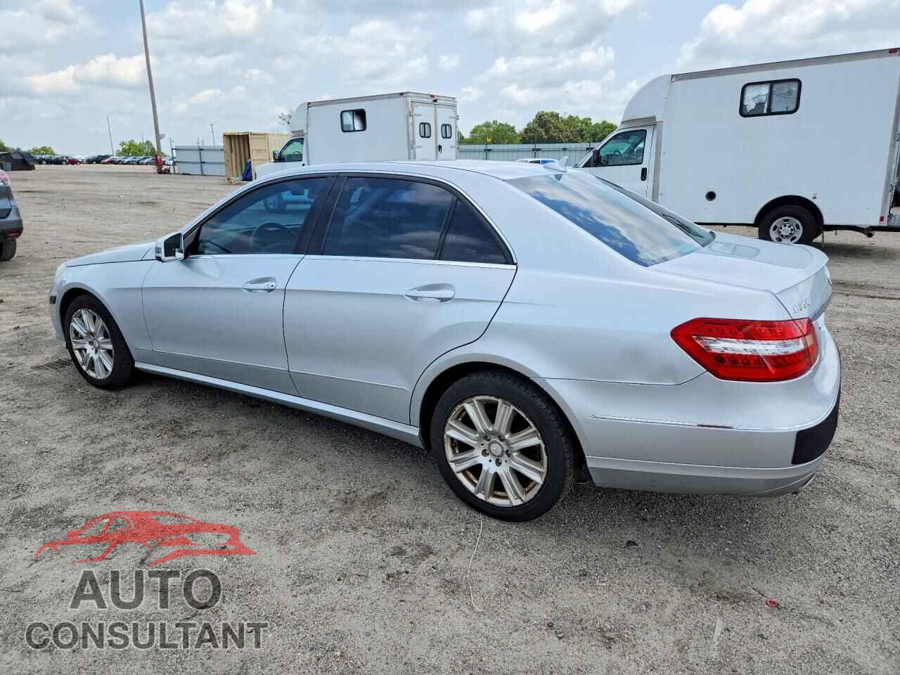 MERCEDES-BENZ E-CLASS 2013 - WDDHF8JB8DA701312