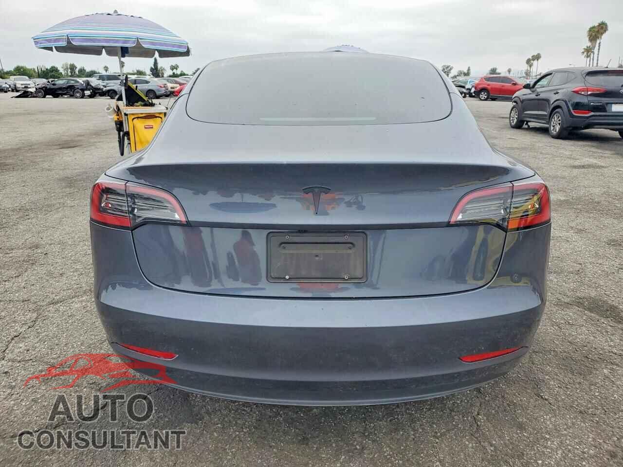 TESLA MODEL 3 2023 - 5YJ3E1EA1PF684137