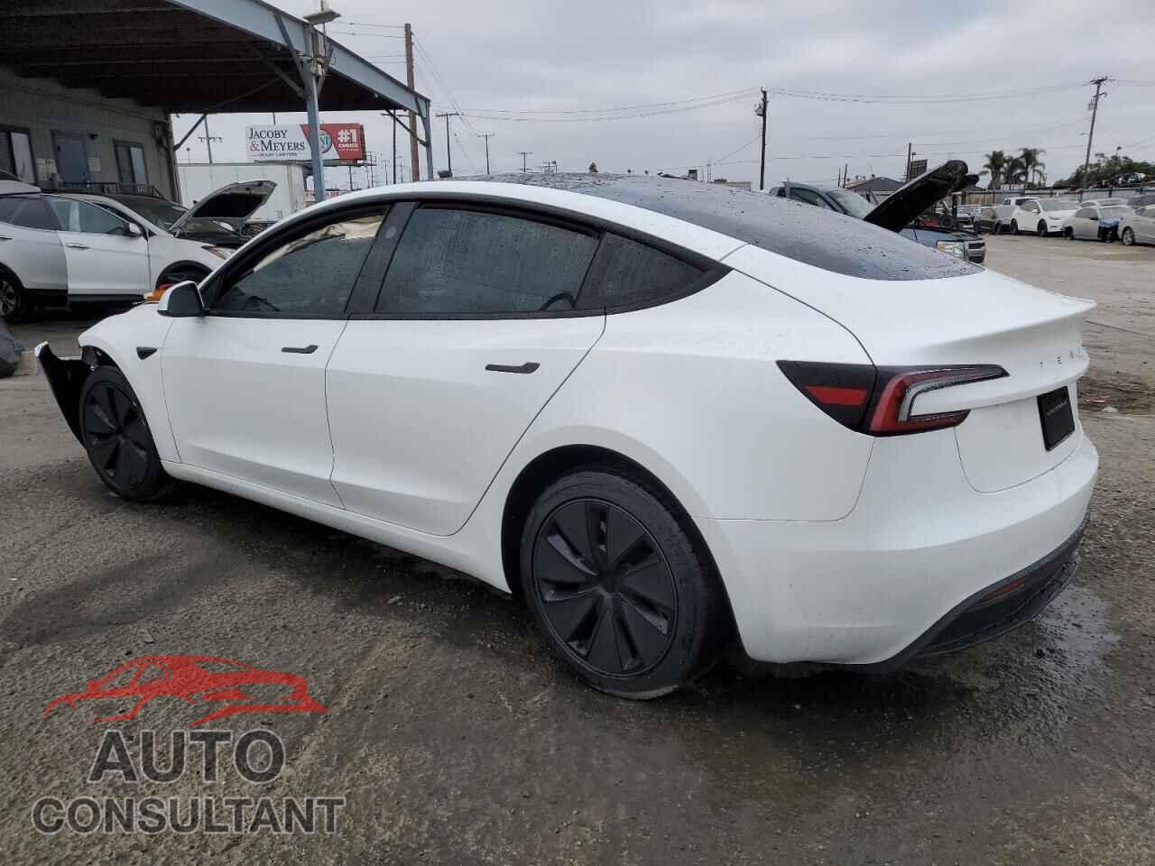 TESLA MODEL 3 2025 - 5YJ3E1EA7SF893875
