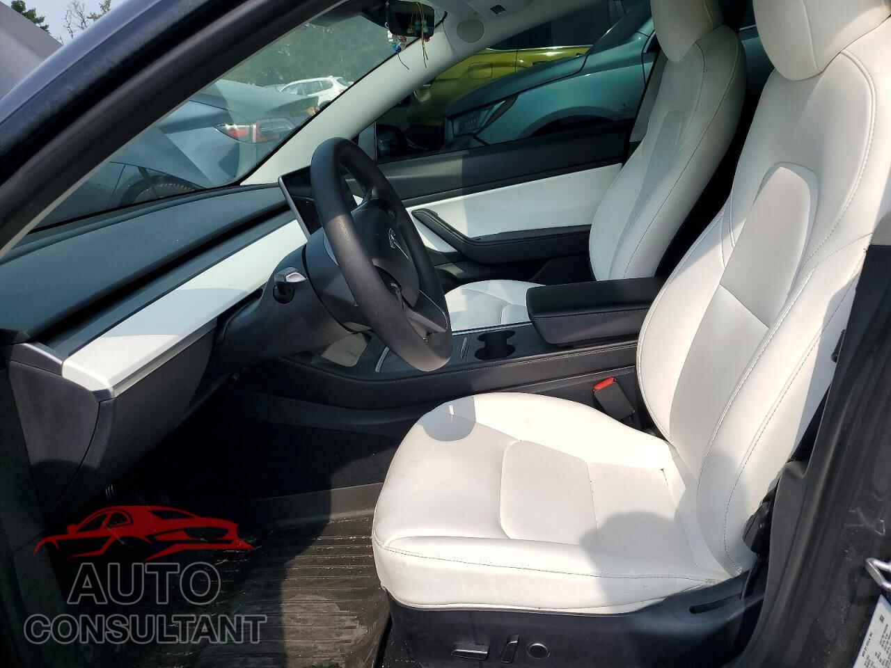 TESLA MODEL 3 2021 - 5YJ3E1EB4MF860053