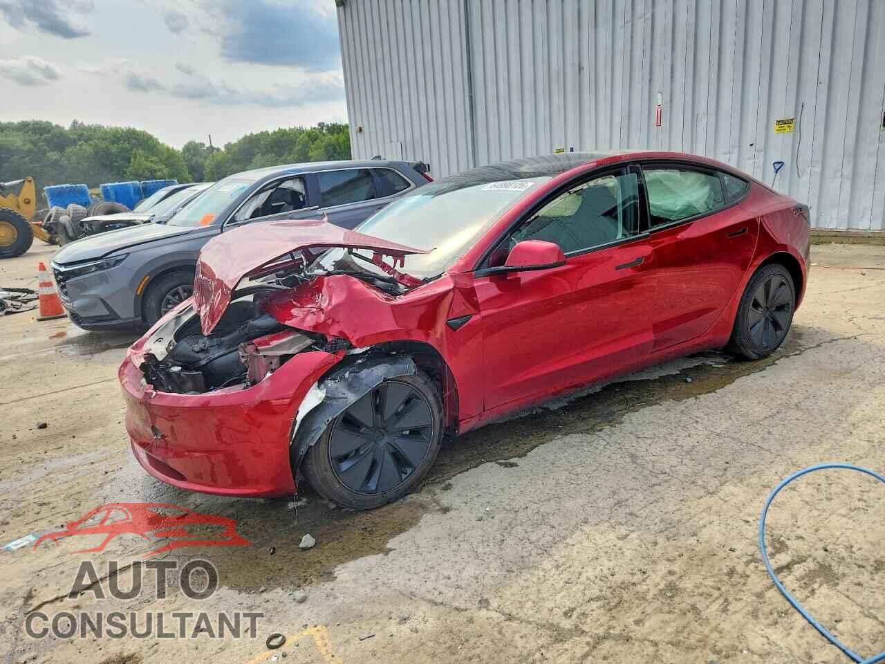 TESLA MODEL 3 2025 - 5YJ3E1EA9SF895949