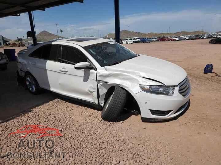 FORD TAURUS 2018 - 1FAHP2E80JG125359
