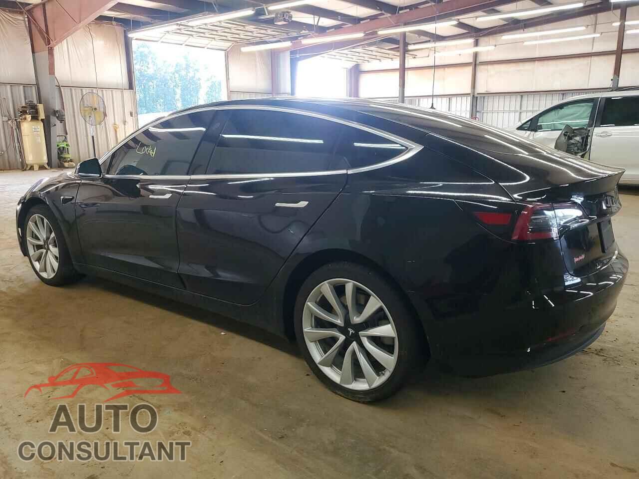 TESLA MODEL 3 2019 - 5YJ3E1EB3KF391518