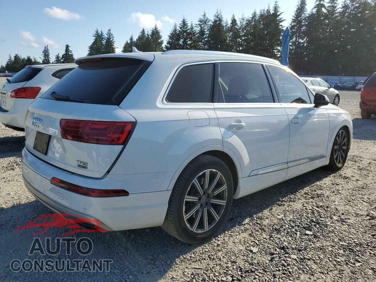 AUDI Q7 2017 - WA1VAAF75HD025231