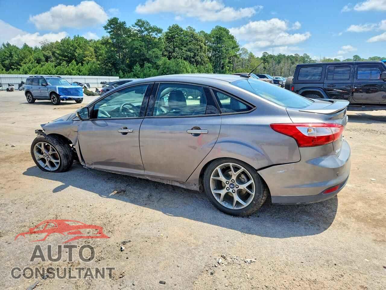 FORD FOCUS 2013 - 1FADP3F28DL331412