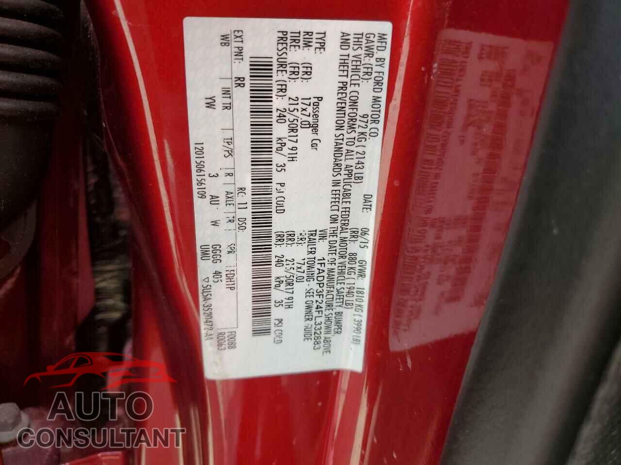 FORD FOCUS 2015 - 1FADP3F24FL332883