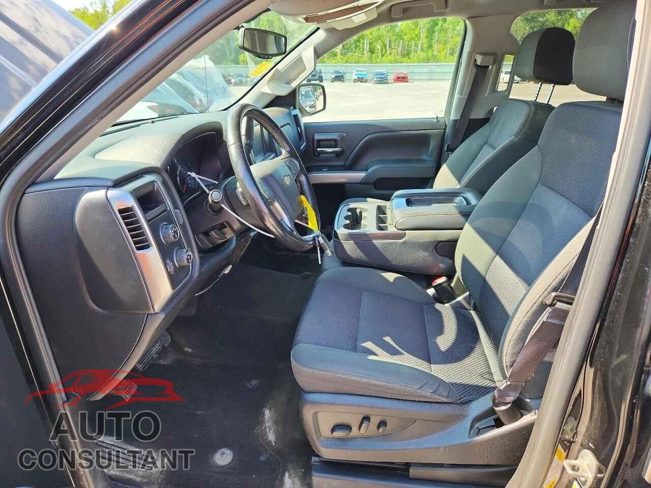 CHEVROLET SILVERADO 2015 - 1GCVKREC7FZ213975
