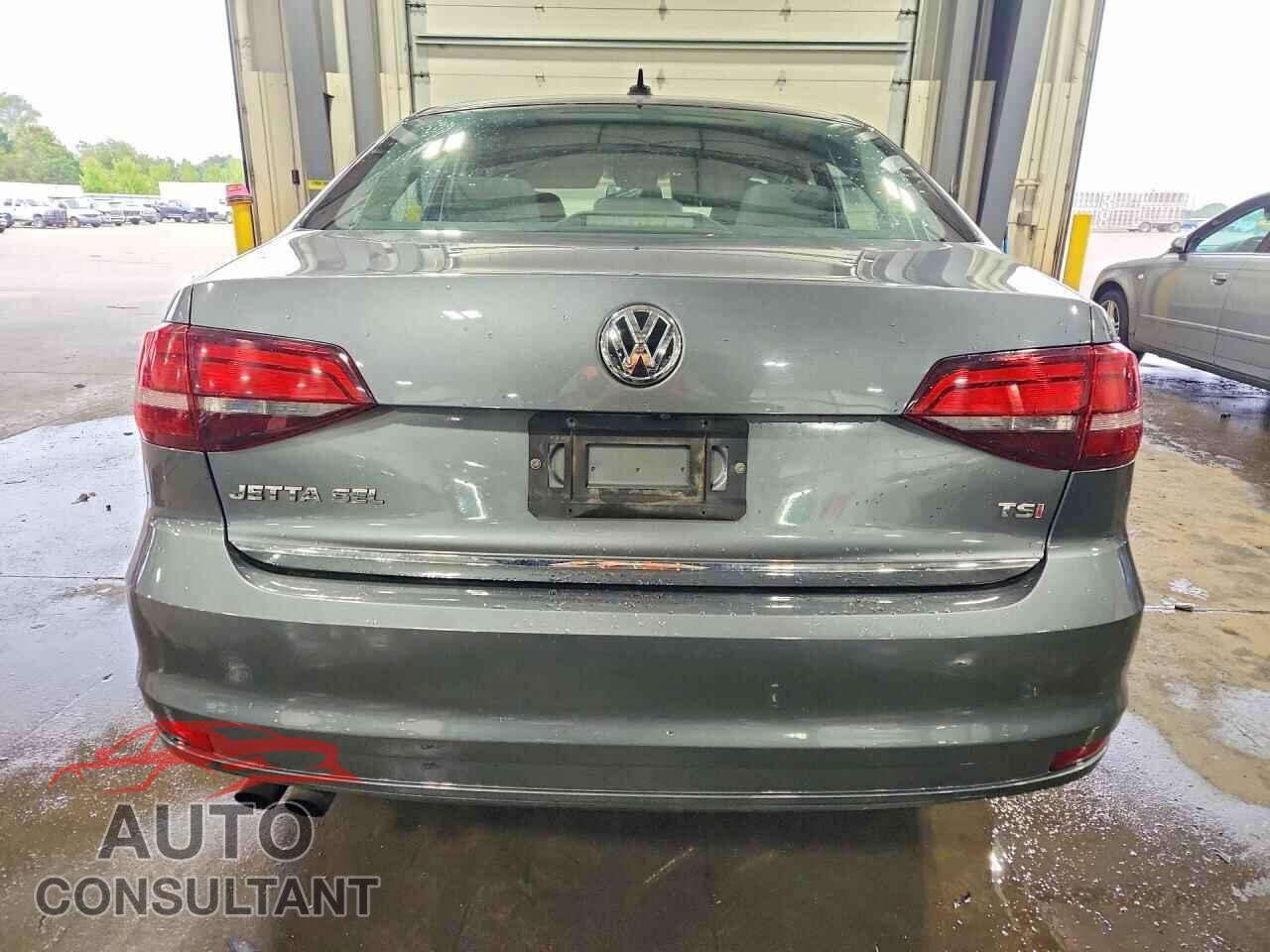 VOLKSWAGEN JETTA 2017 - 3VWL17AJ1HM399548
