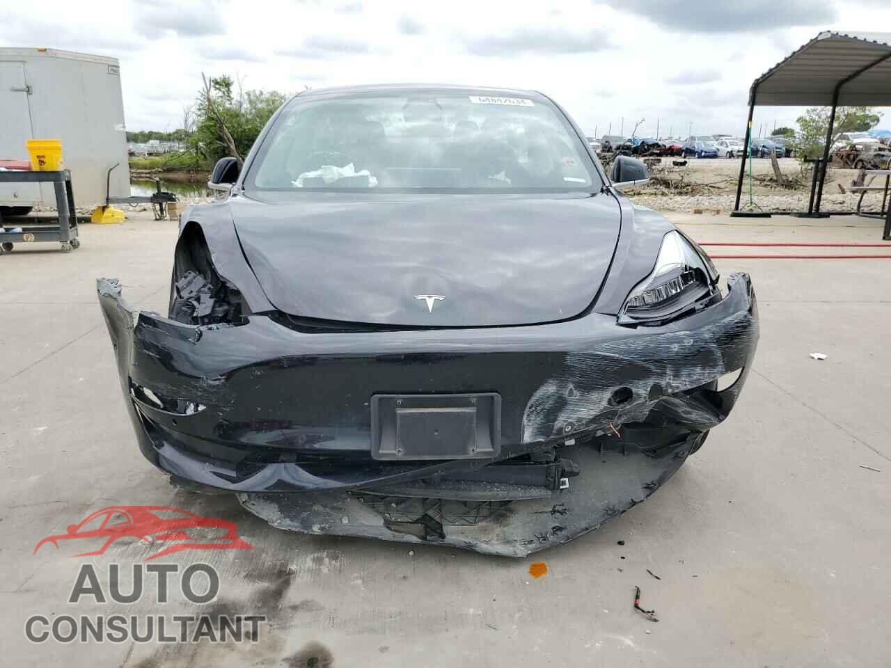 TESLA MODEL 3 2018 - 5YJ3E1EA1JF157335