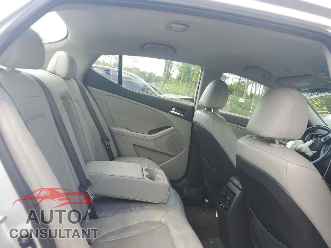 KIA OPTIMA 2011 - KNAGN4A74B5053905