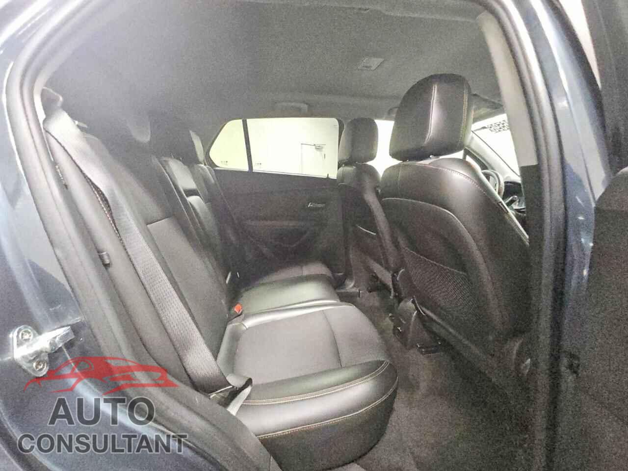 CHEVROLET TRAX 2021 - KL7CJPSB6MB339614
