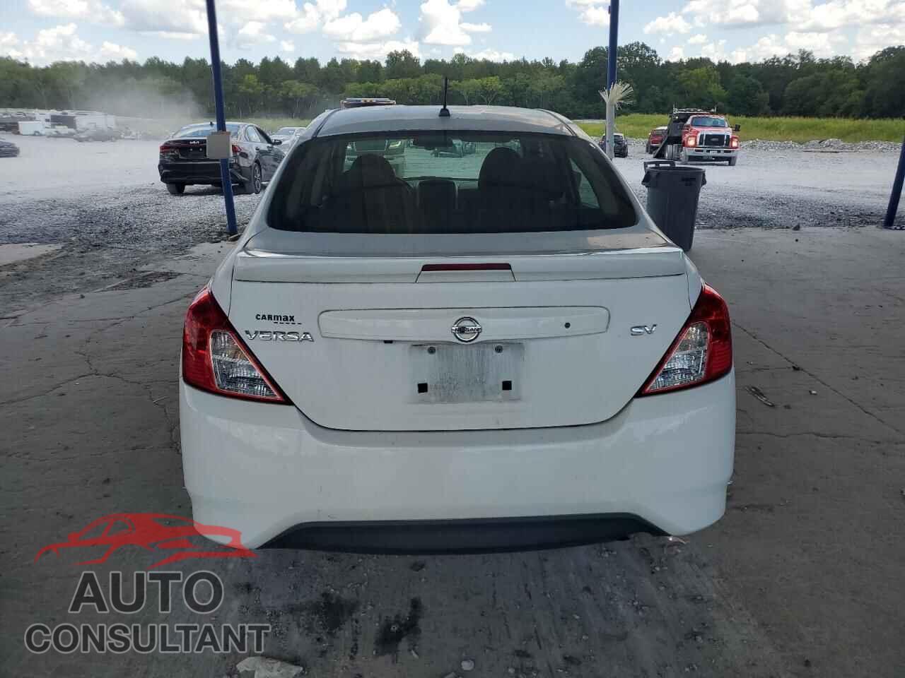 NISSAN VERSA 2019 - 3N1CN7AP3KL810878
