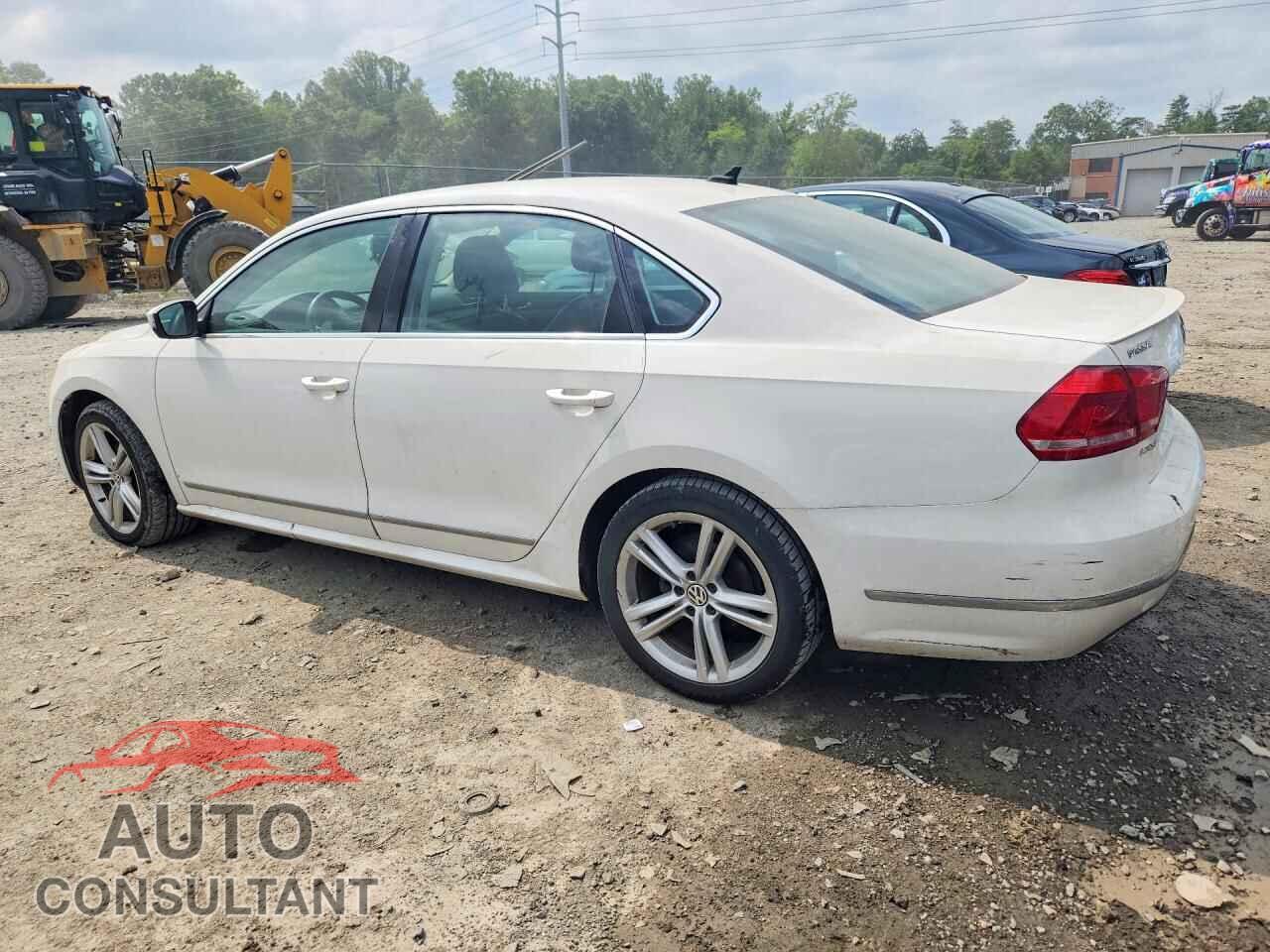 VOLKSWAGEN PASSAT 2013 - 1VWCN7A39DC003724