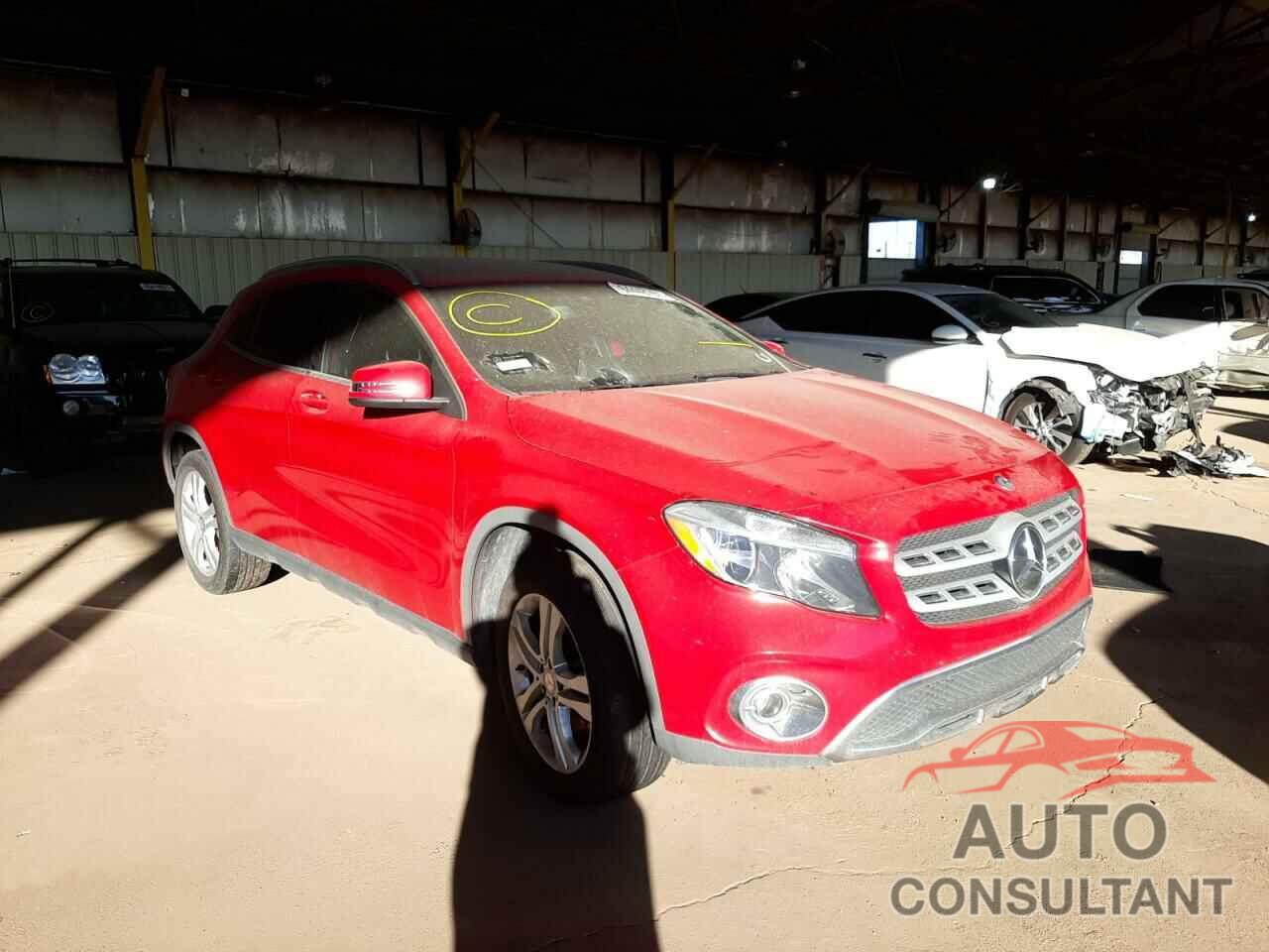 MERCEDES-BENZ GLA-CLASS 2018 - WDCTG4EB1JJ369580