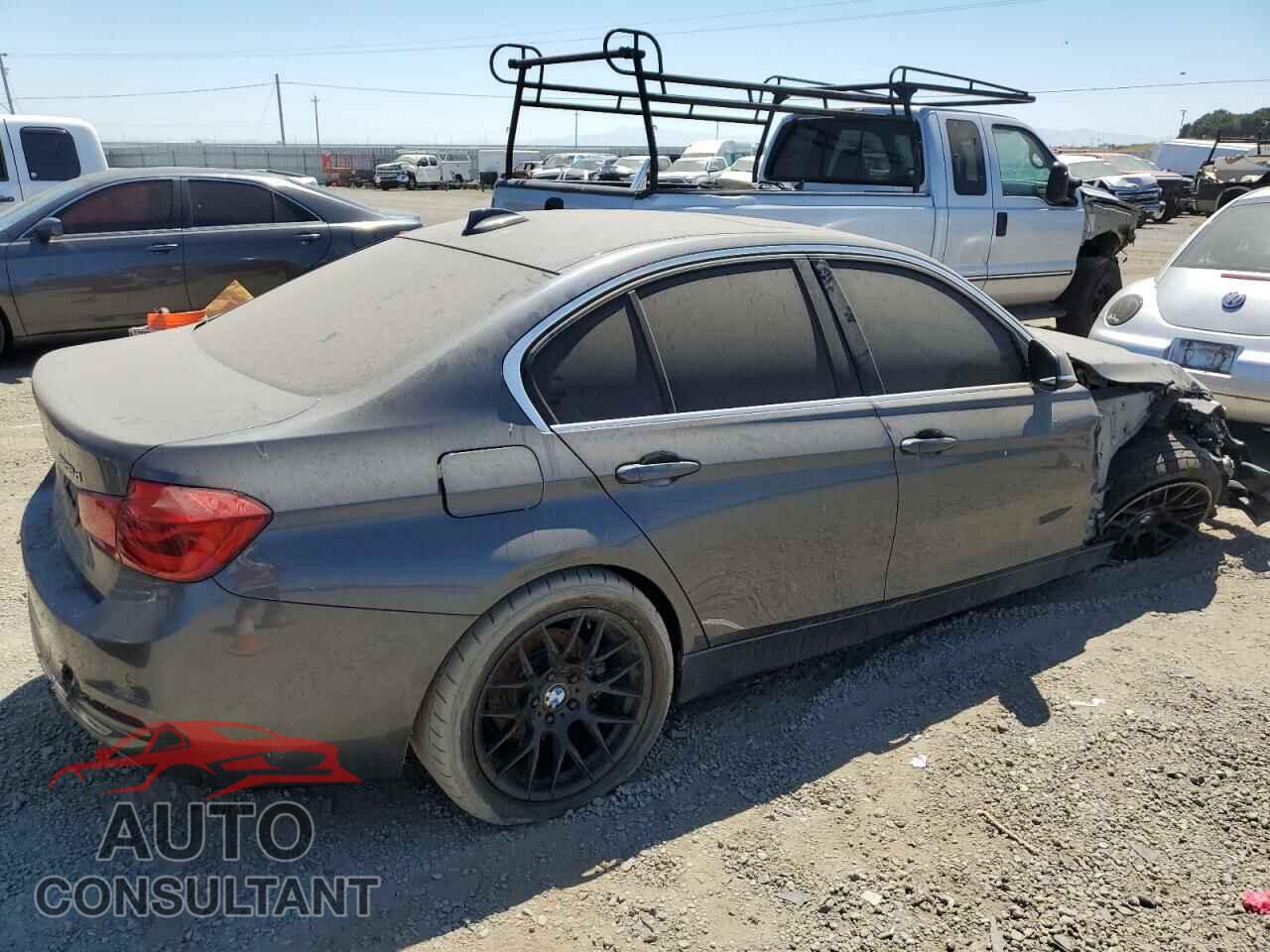 BMW 3 SERIES 2016 - WBA8E5C52GK388496