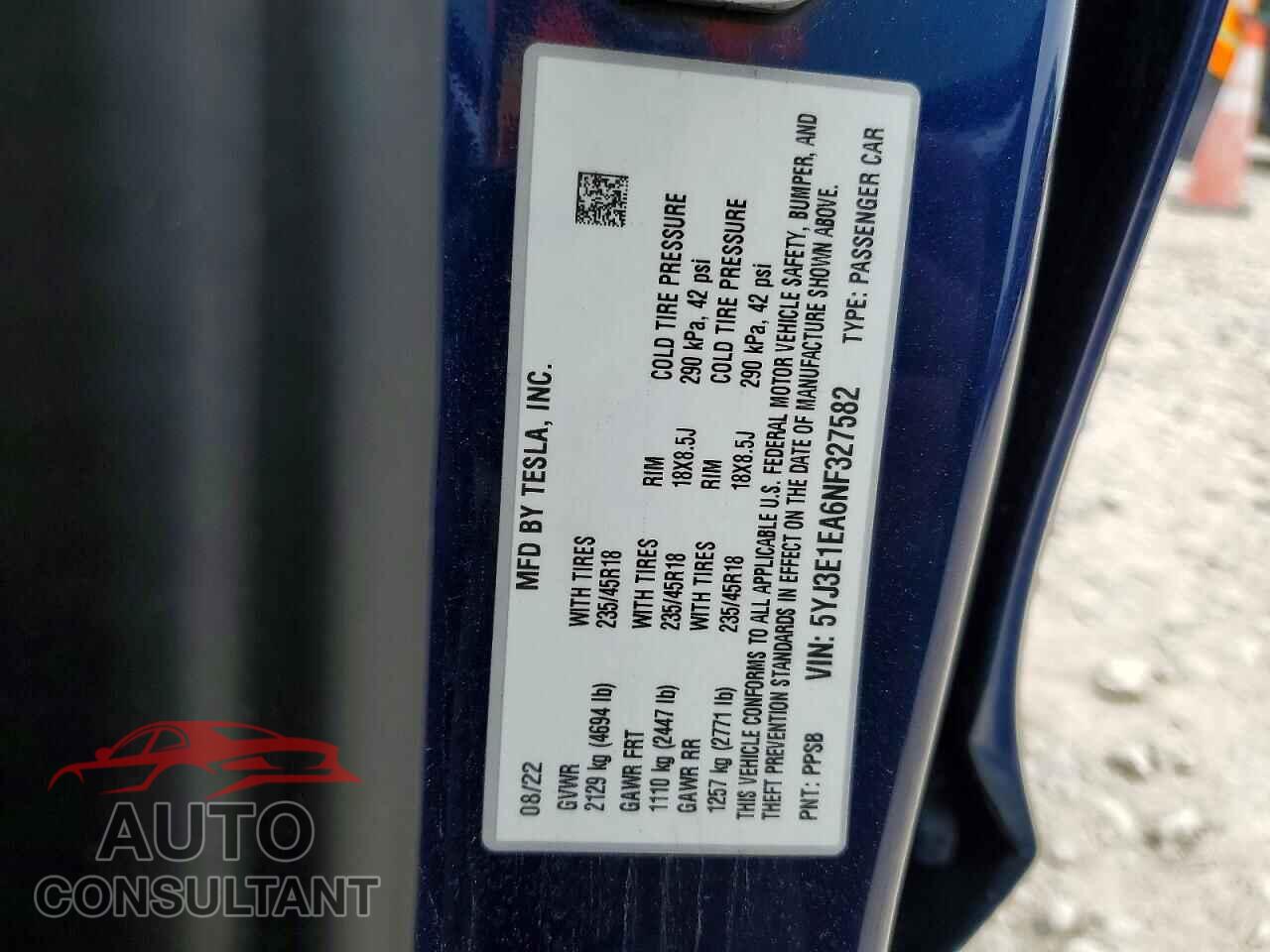 TESLA MODEL 3 2022 - 5YJ3E1EA6NF327582