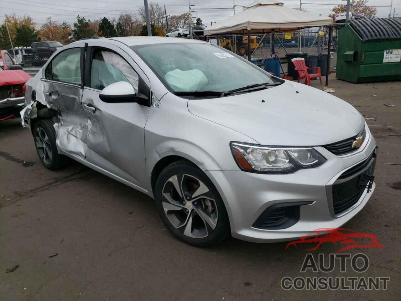 CHEVROLET SONIC 2017 - 1G1JF5SBXH4130170