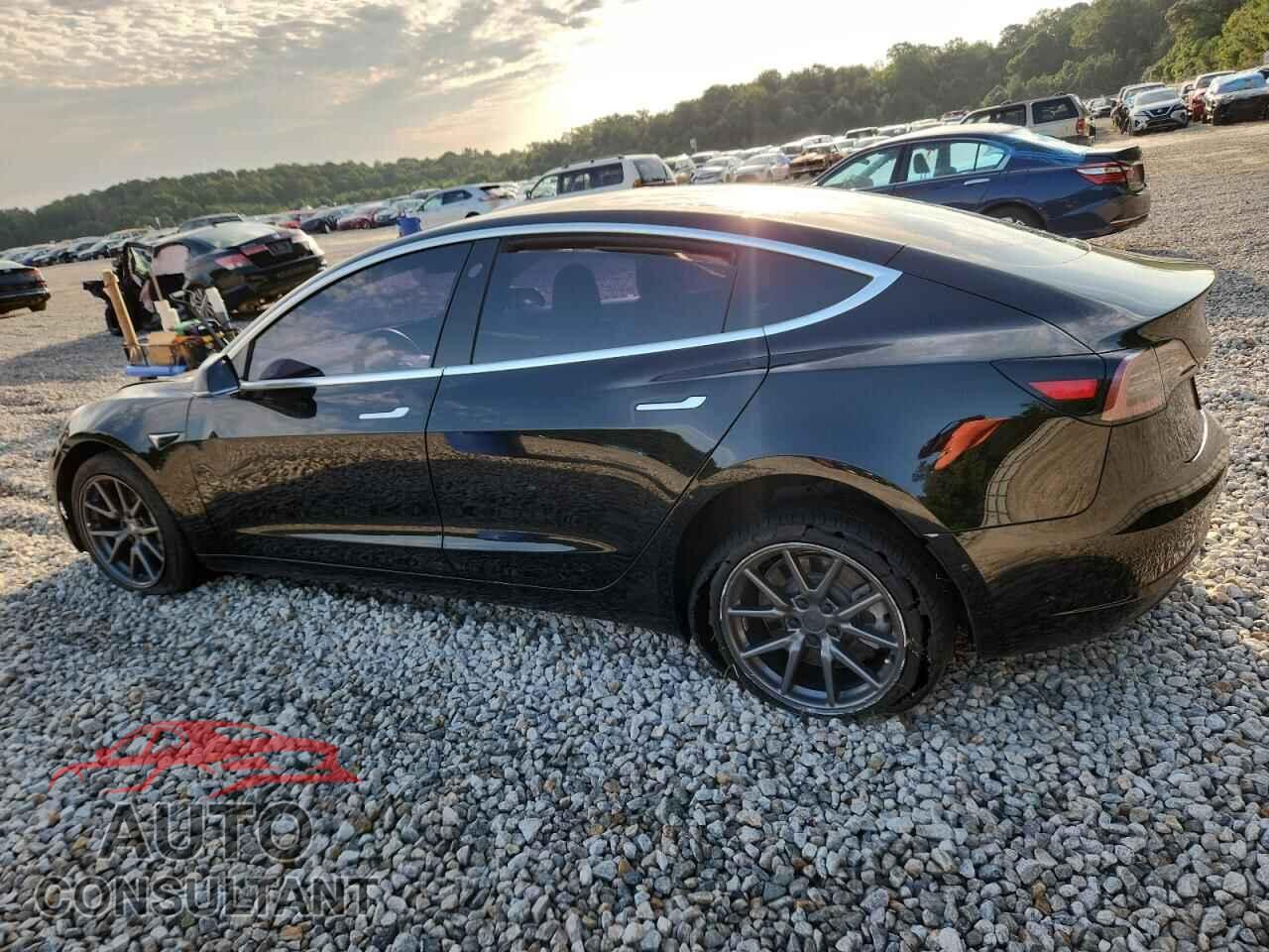 TESLA MODEL 3 2020 - 5YJ3E1EA3LF657564