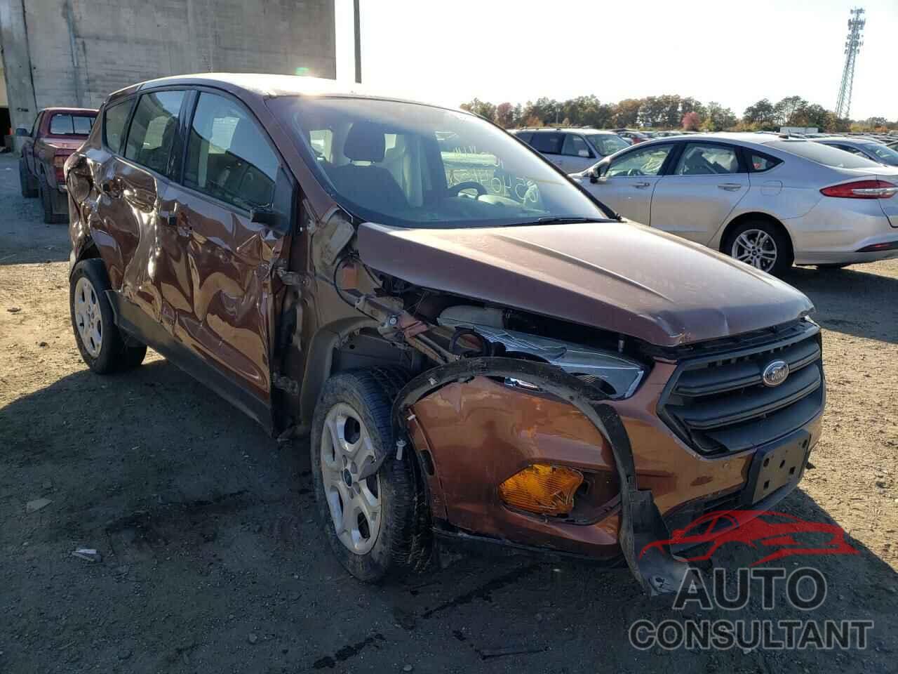 FORD ESCAPE 2017 - 1FMCU0F7XHUC27931